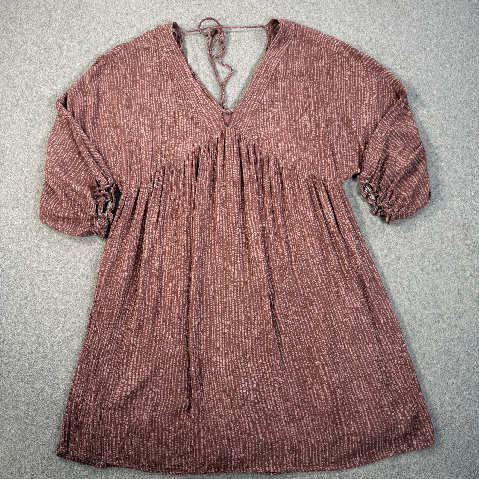 Gilli Babydoll Dress Women's Large V-Neck Puff Sleeve Mauve Dotted Tie Back